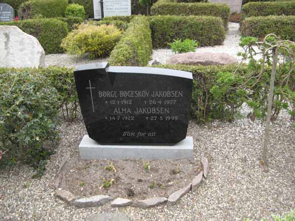 Billede af gravsten på Ramme Kirkegård